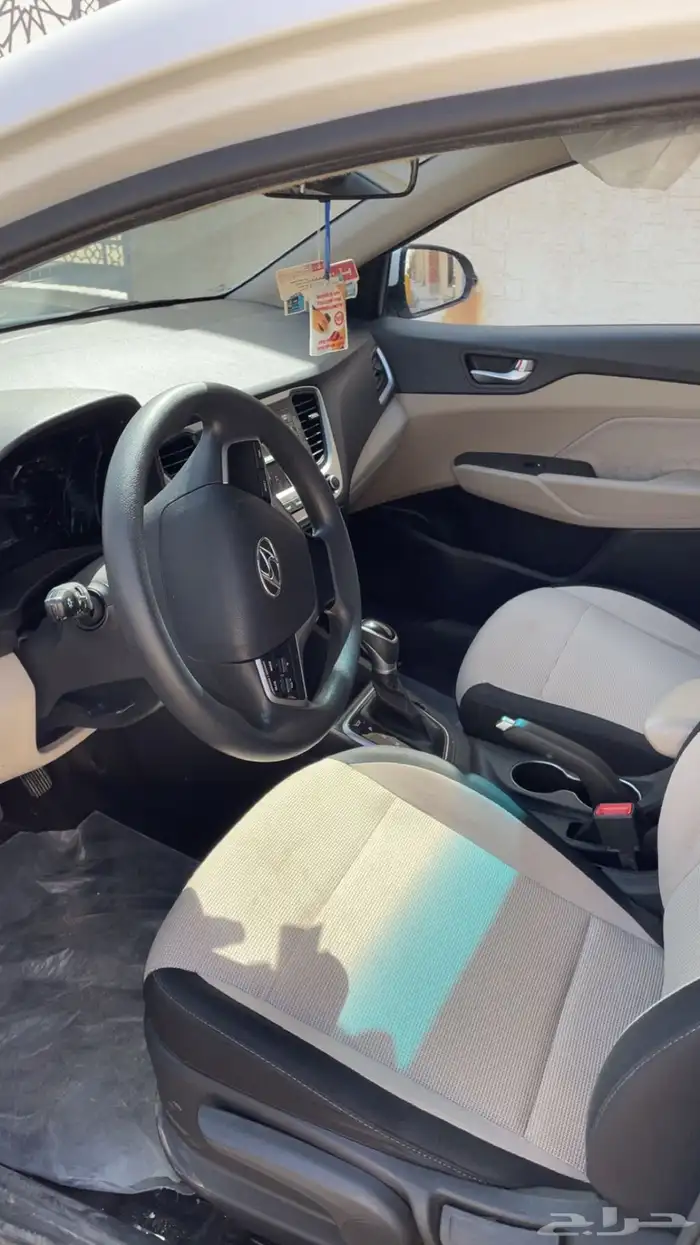 اكسنت 2022 للبدل 8