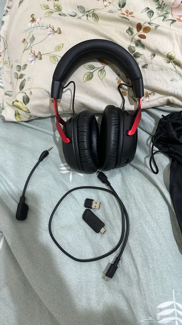 سماعة راس لاسلكية للالعاب كلاود III اس من هايبر اكس - احمر 1