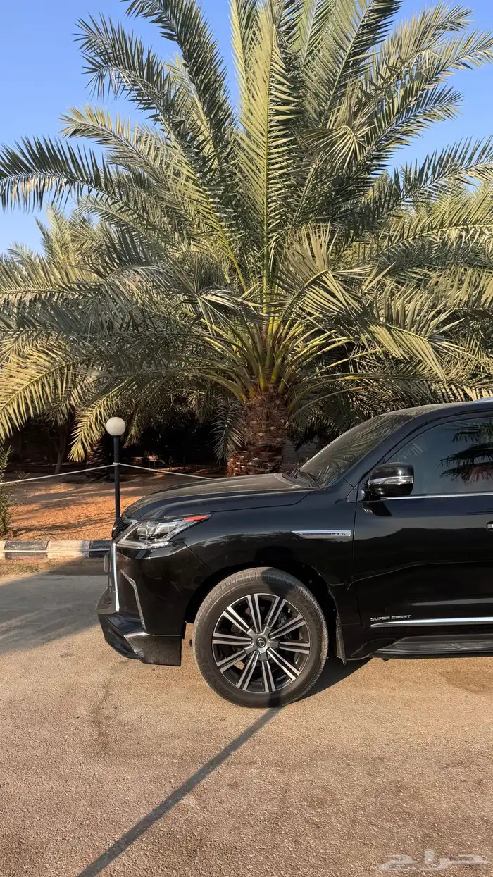 جيب لكزس LX570 2020 5