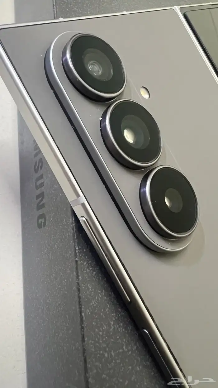 سامسونج جالكسي زد فولد 7 Galaxy Z Fold 1