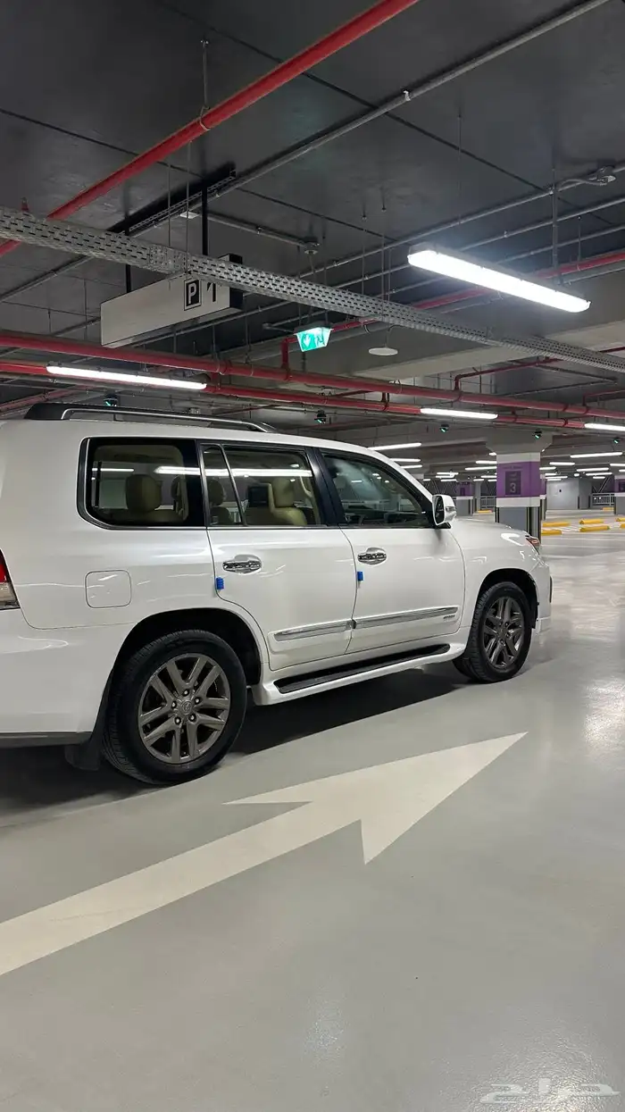 للبيع جيب لكزس فل كامل بريمي 2014 7