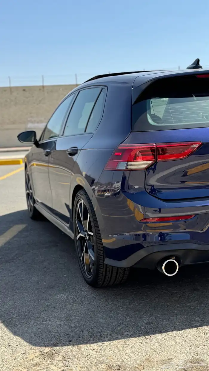 فولكس واجن جولف GTI 2022 11