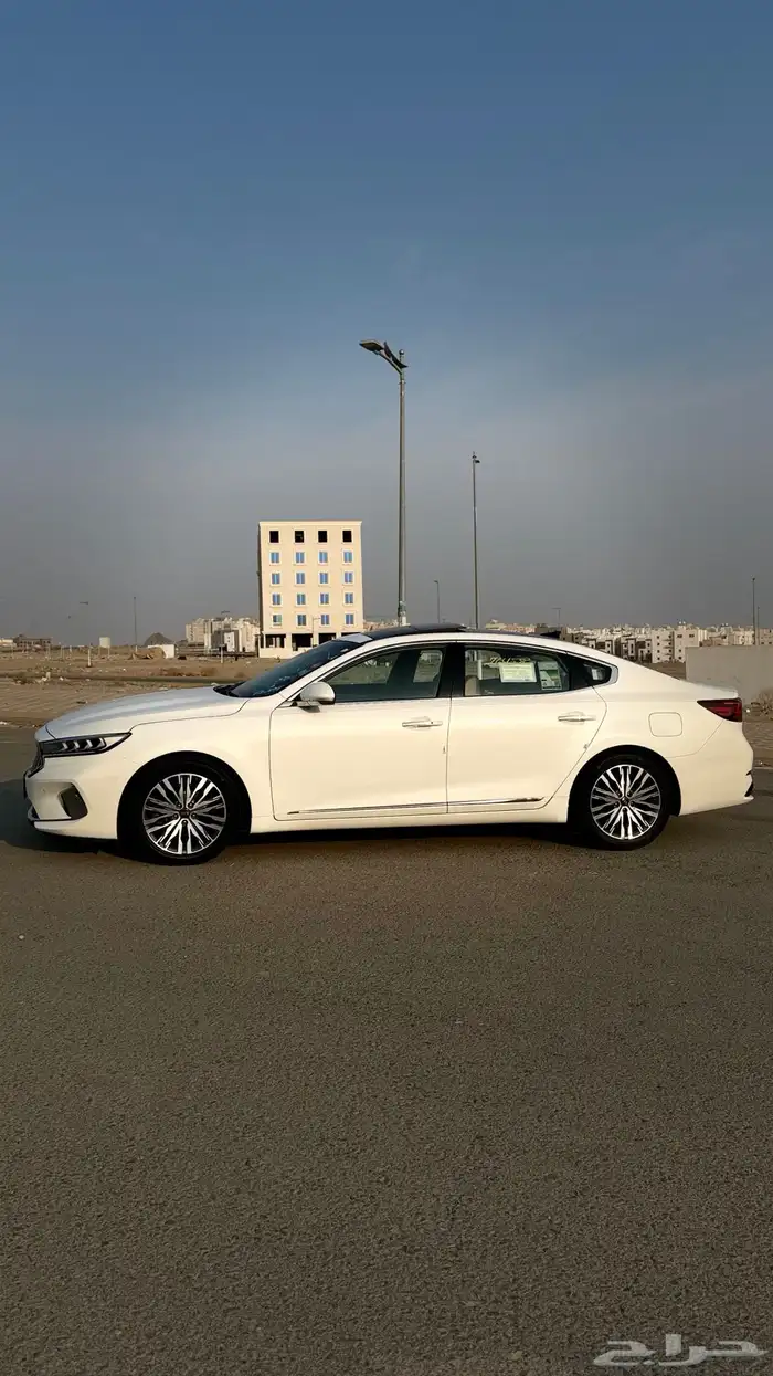 KIA K7 نظيف 1