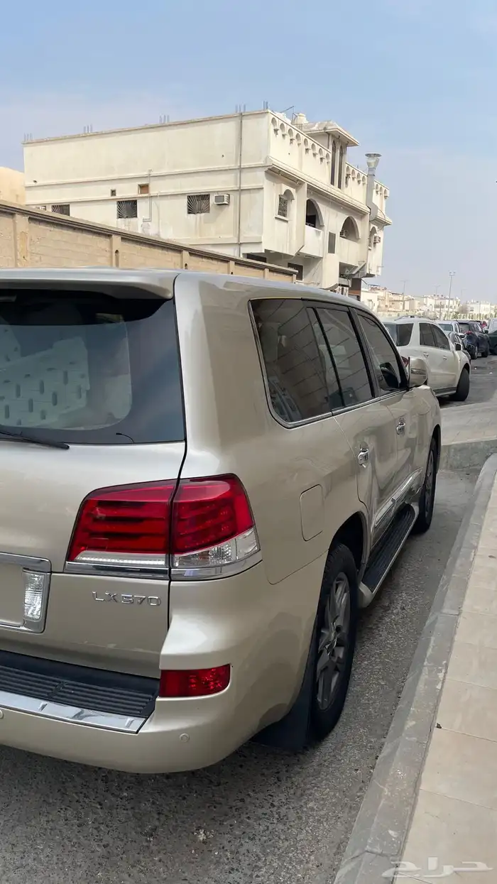 جيب لكزس 2013 1