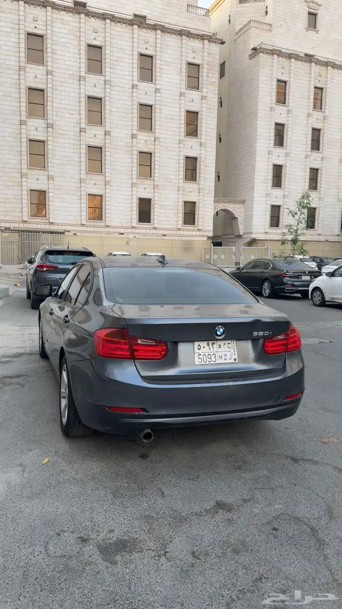 بي إم دبليو 320 0