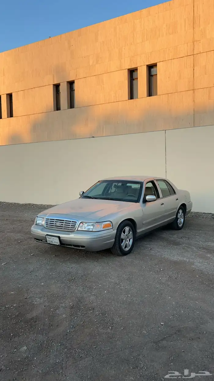 مطلوب فورد فكتوريا من 2006 الين 2009 2