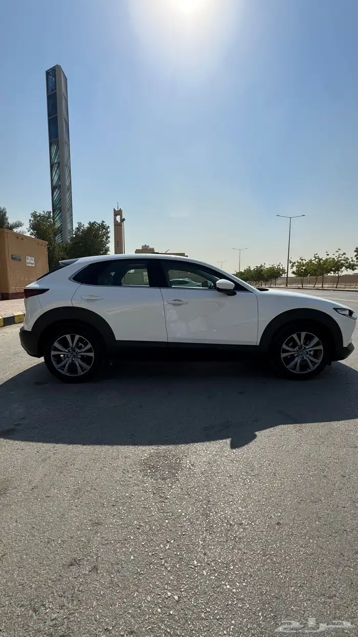 مازدا CX-30 نص فل موديل 2025 3