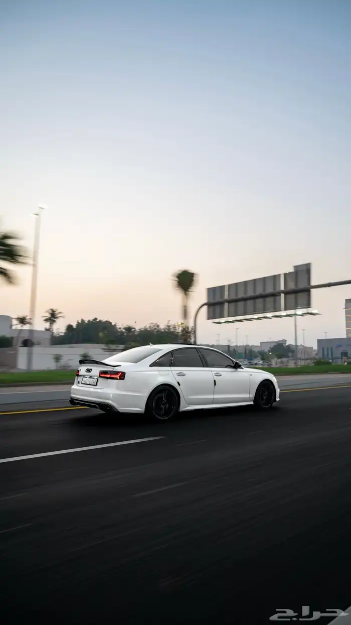 (اودي S6 ) 2016 1