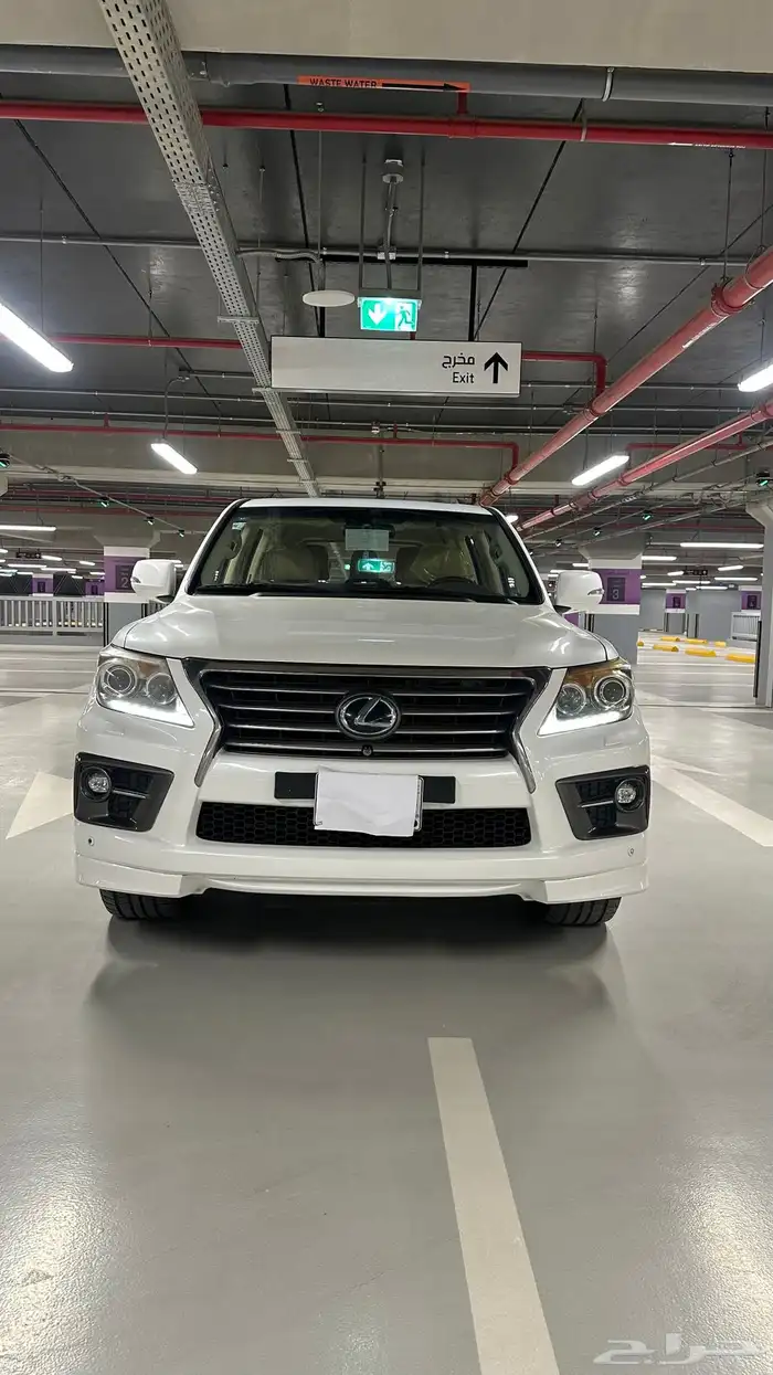 للبيع جيب لكزس فل كامل بريمي 2014 1
