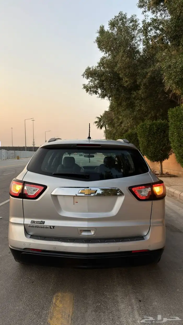 شيفرولية ترافيرس 2017 LT نص فل 25