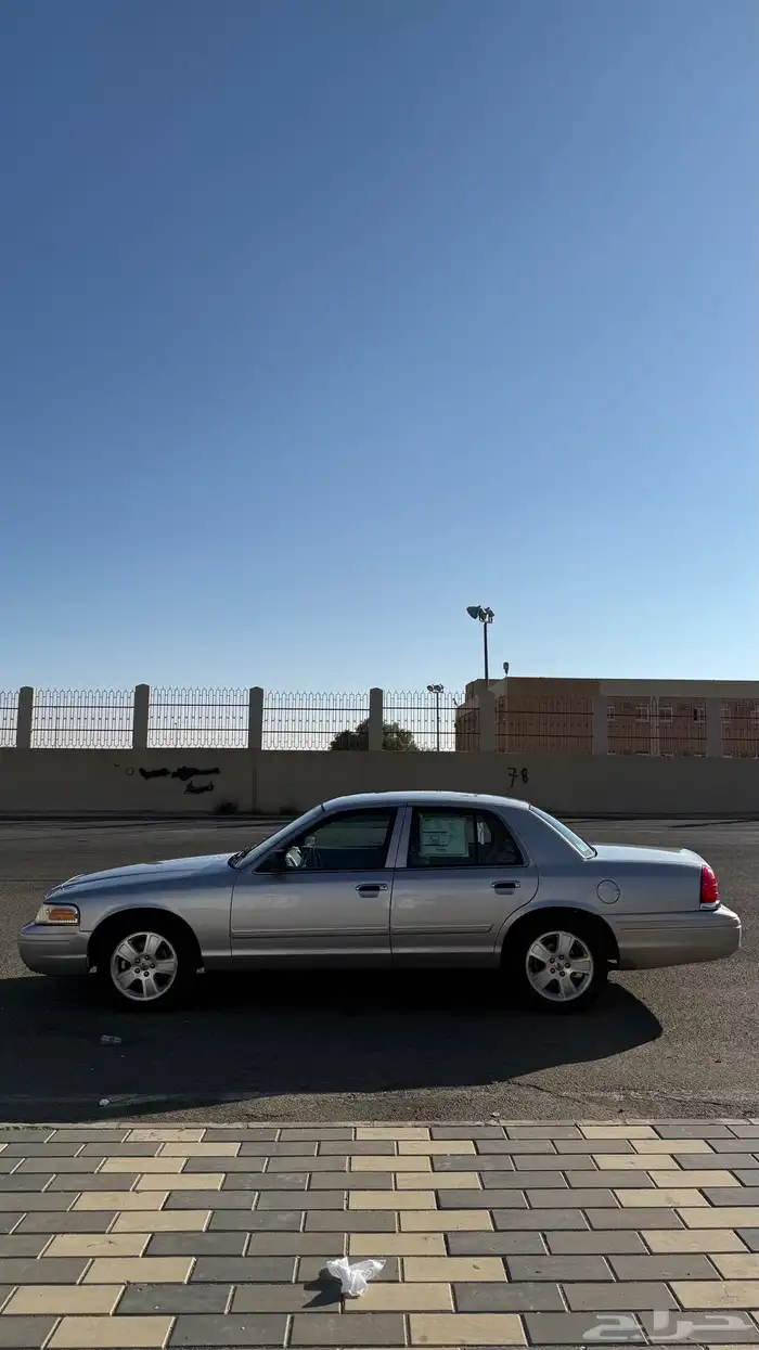 فورد فكتوريا 2011 7