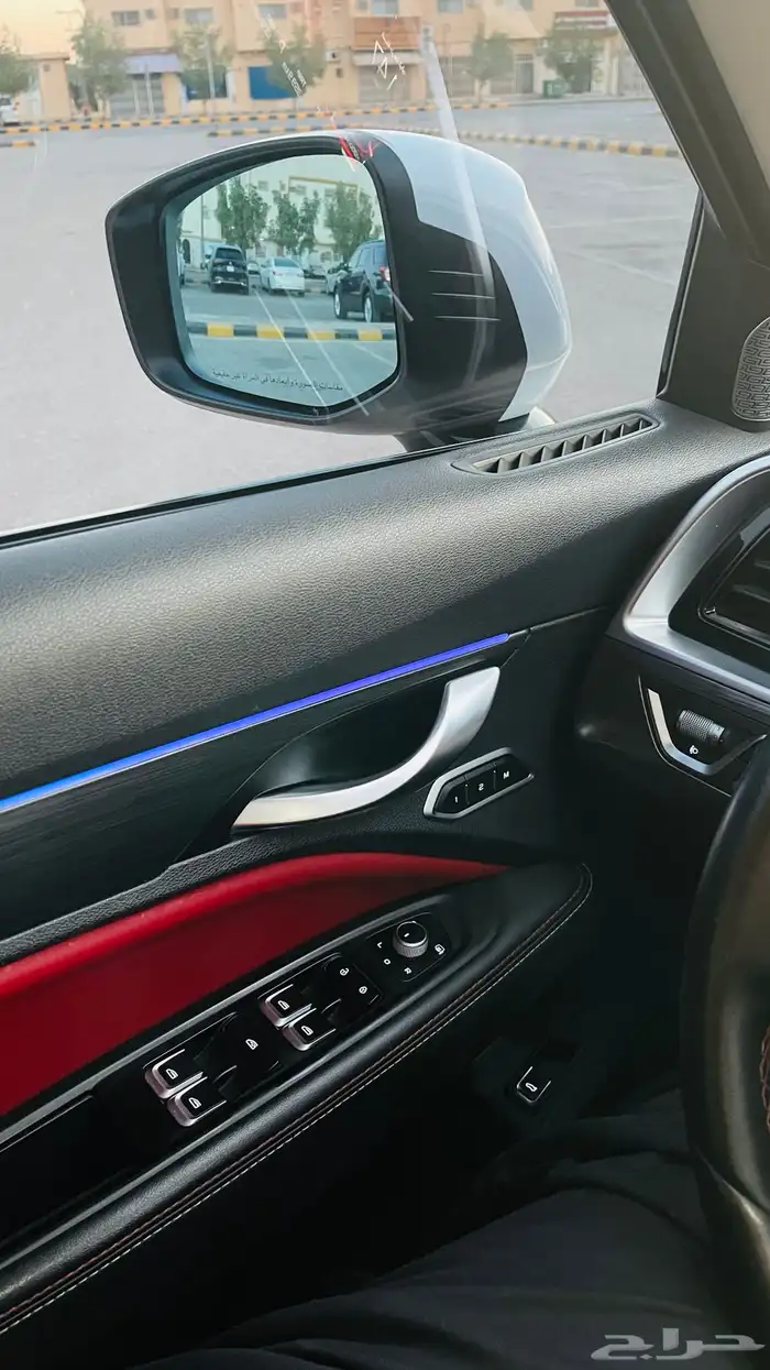 جيلي توجيلا 2022 فل كامل اعلى فئة دفع رباعي قيادة ذاتيه 23