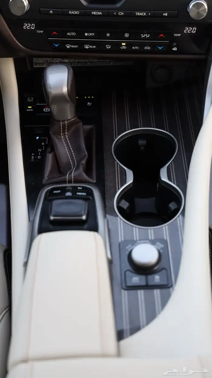 لكزس RX450 .. ( البيع سمح ) 36