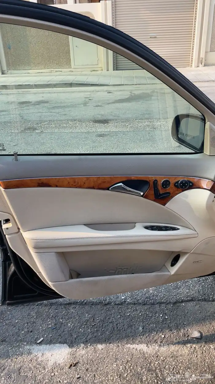 للبيع مرسيدس مديل 2006اسيره على اشرط مكينة بانوراما 16