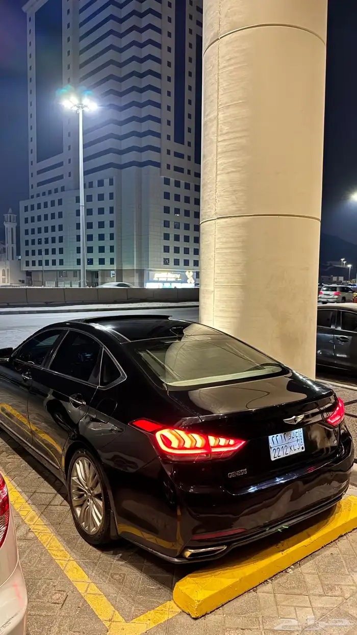 جنيسس 2016 اسود بلوحة مميزة وممشى قليل 4