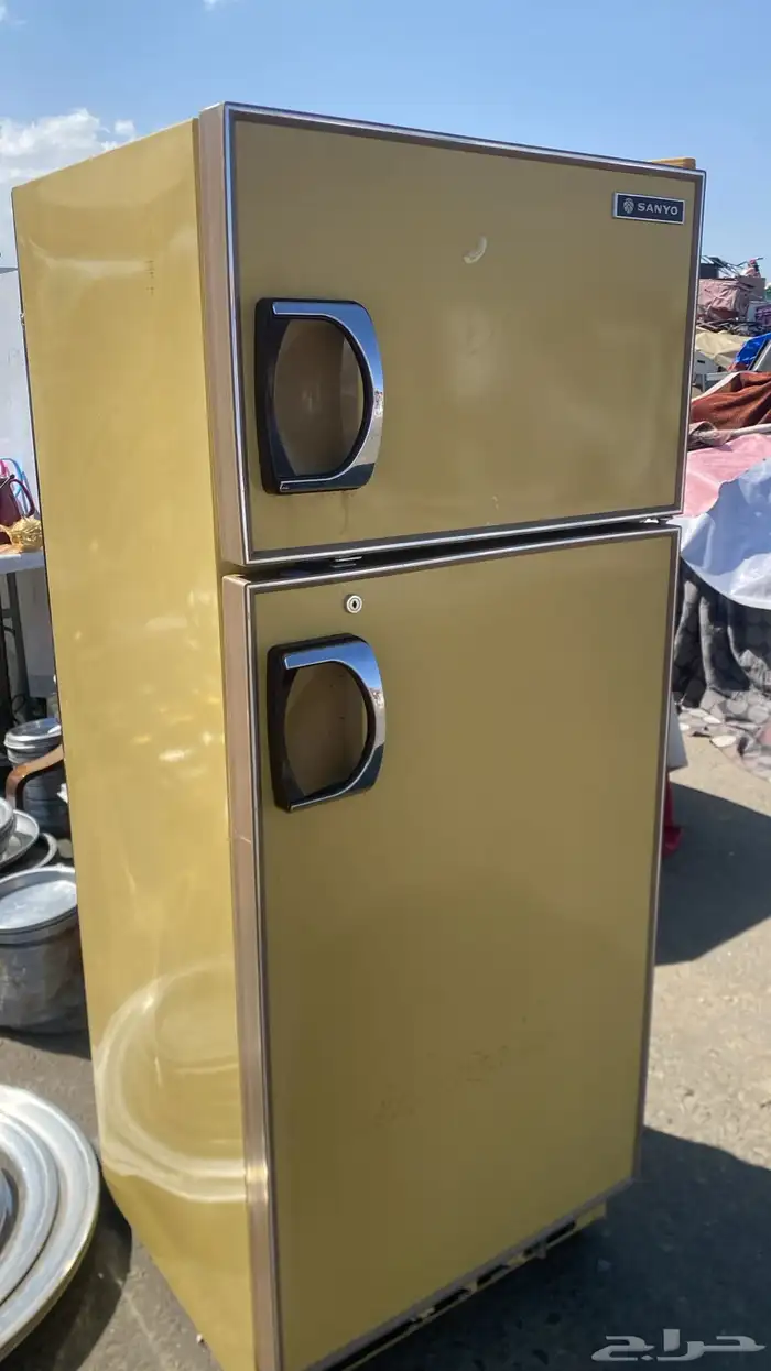 ثلاجة غاز وكهرباء سانيو ياباني للبيع 1