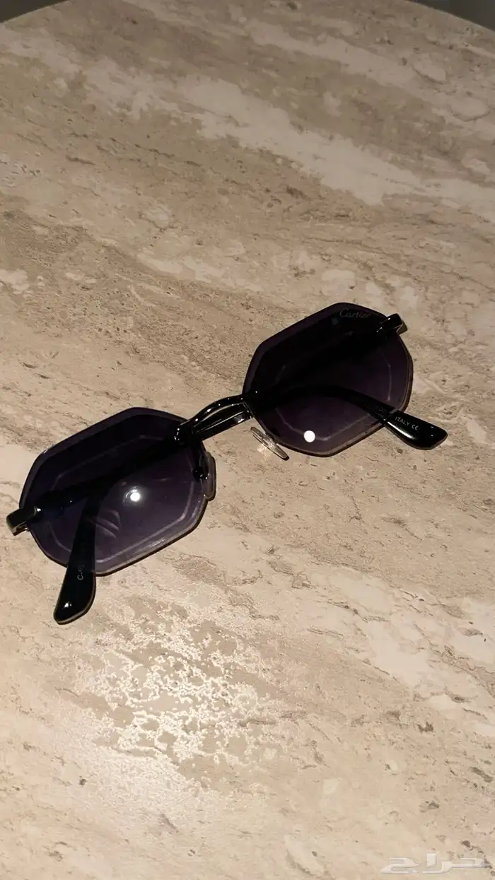 نظارة كارتير اصلية بدون ملحقاتها 3