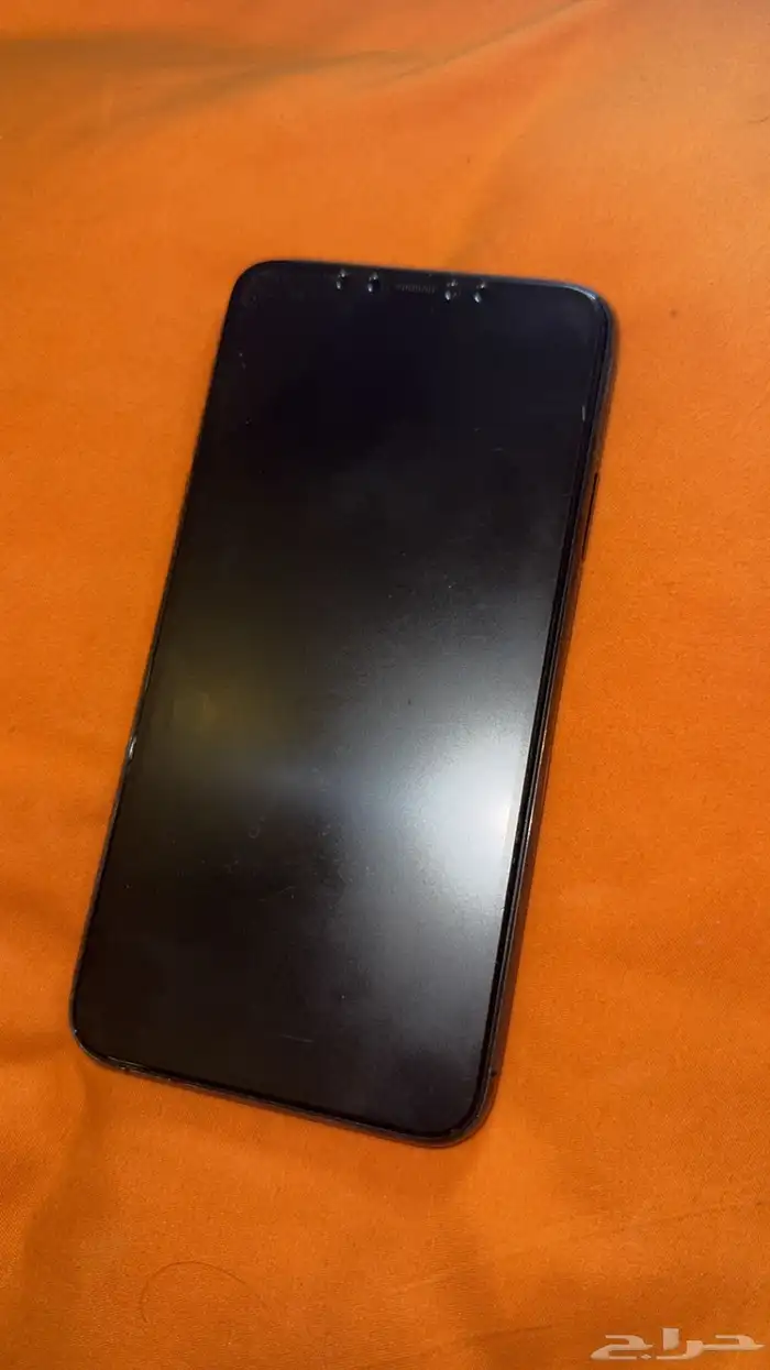 آيفون 11برو ماكس 4