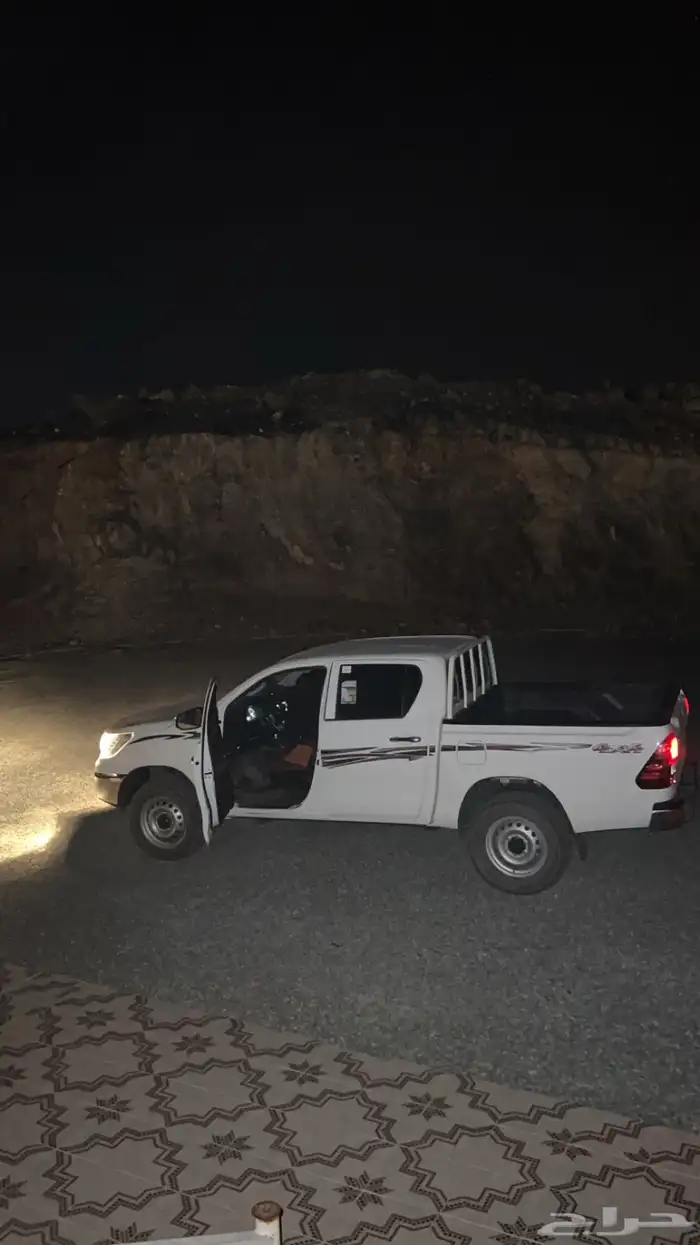 هايلكس 2023 ديزل دبل سلق ممشى 143 الف 4