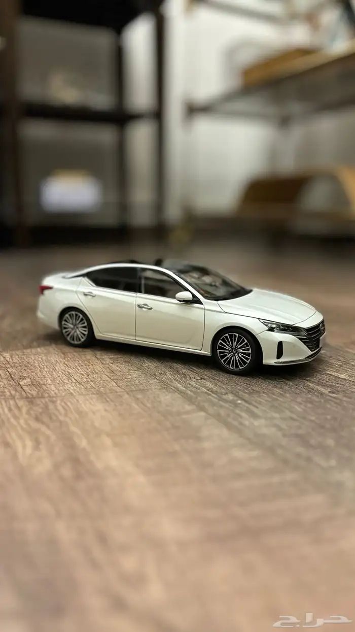 للبيع مجسمات سيارات مقاس 1 18 جديدة بيع مستعجل 13