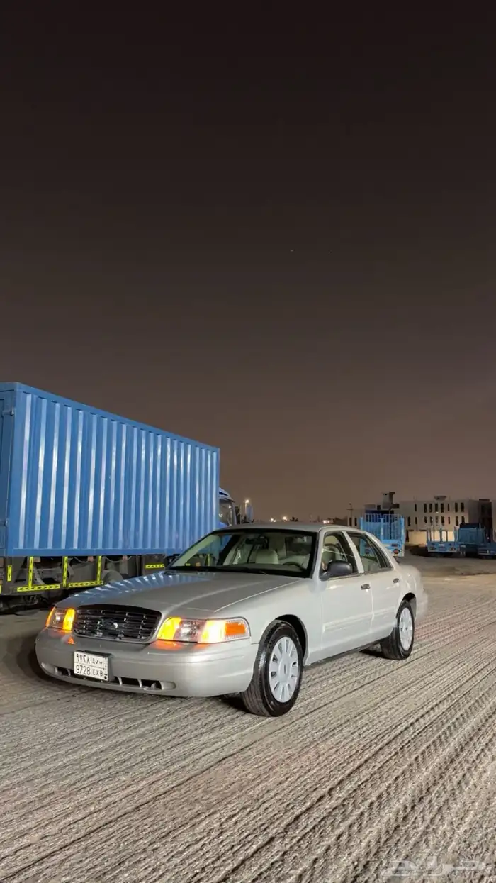 فورد فكتوريا2010 1