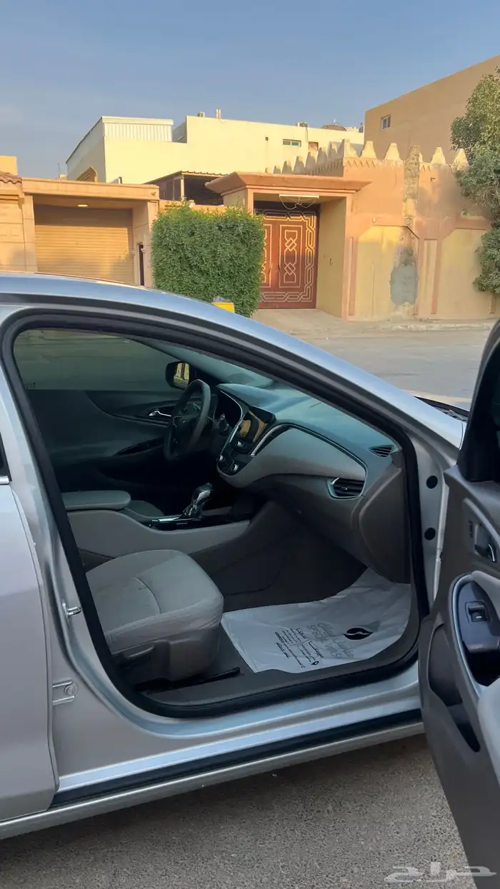 للبيع ماليبو 2021 فضي شيفروليه ستاندر 10