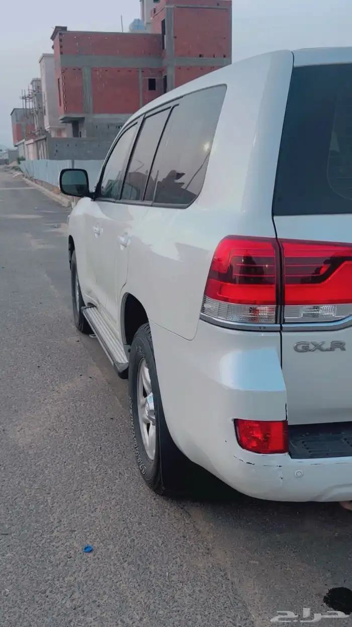 للبيع لاندكروزر 2016 3