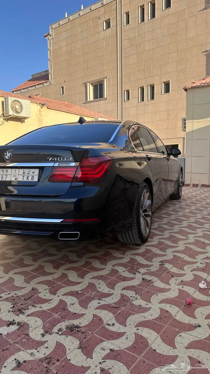 بي ام دبليو LI 730 2015 3