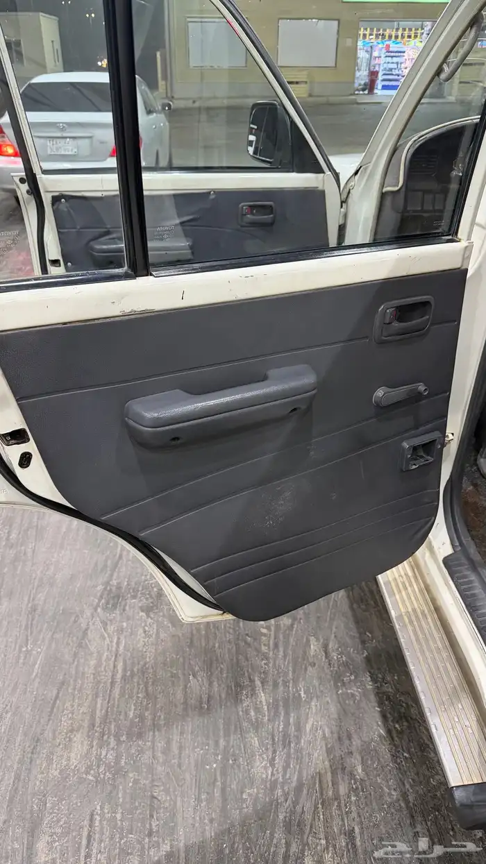 صالون تايوتا G 94 مخزن 13