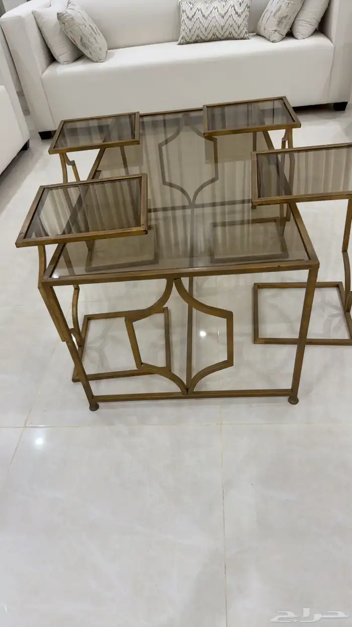 اثاث طاوله مع الخدمه 0