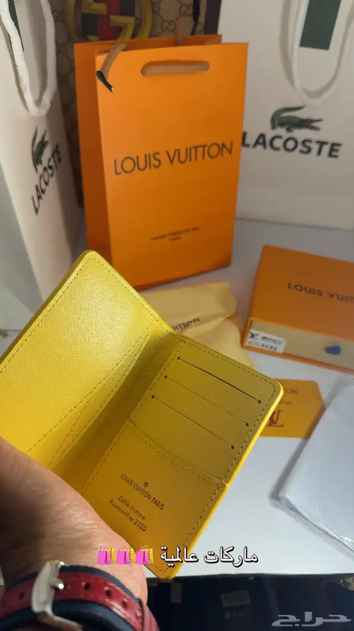 محافظ لويس فاتون 7