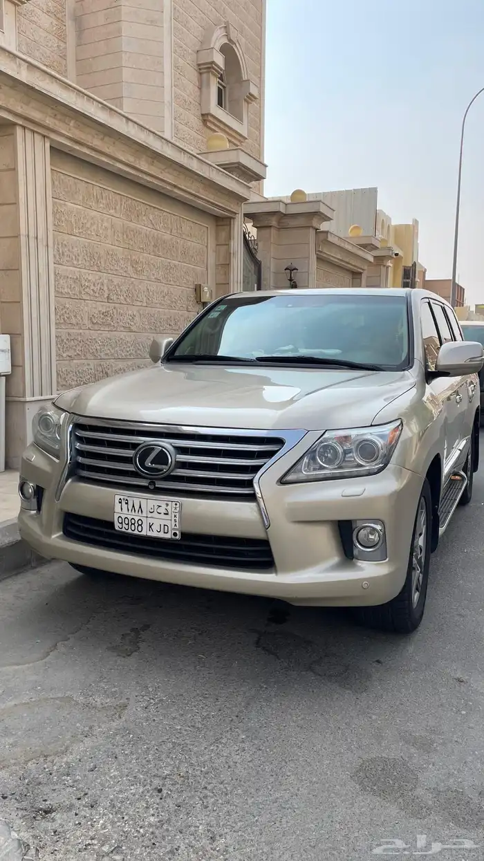 جيب لكزس 2013 7