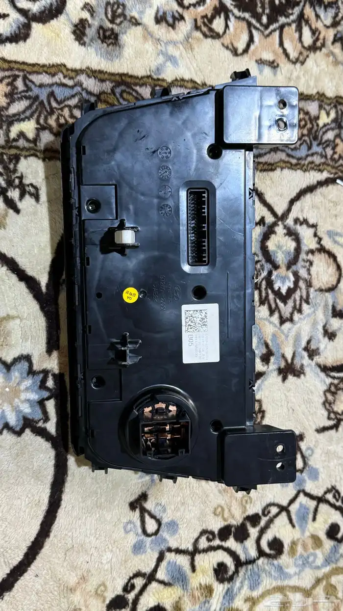 للبيع مسجل الانترا 2020وقطعه تحويل ابل كار بلاي وفرار مكيف 1