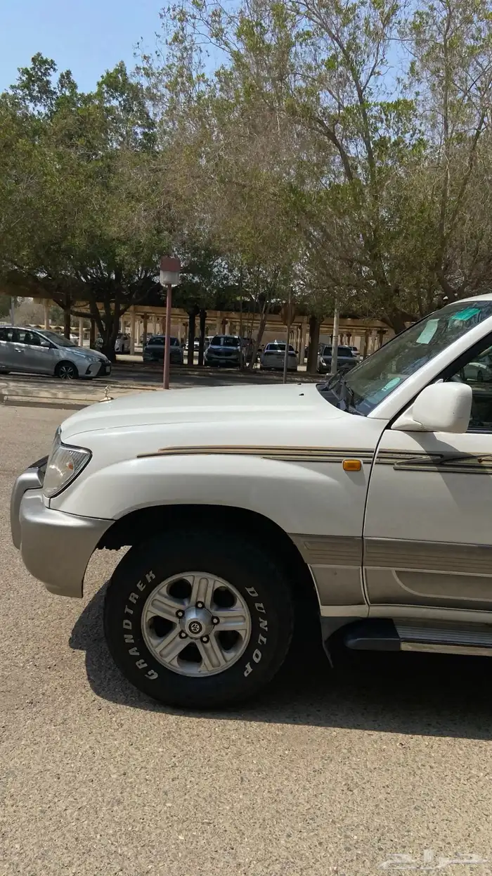 جيب لاندكروزر 2