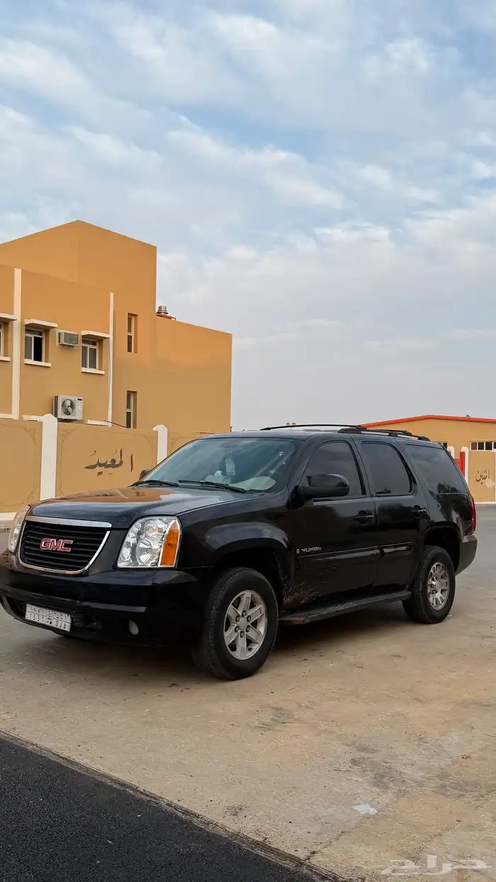 يوكن 2008 يحمل لوحه مميزه 2