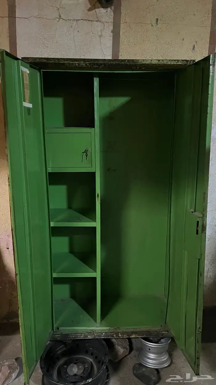 دوالب ملابس تراثي 1