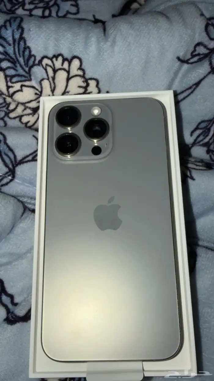 ايفون 15promax تيتانيوم 0