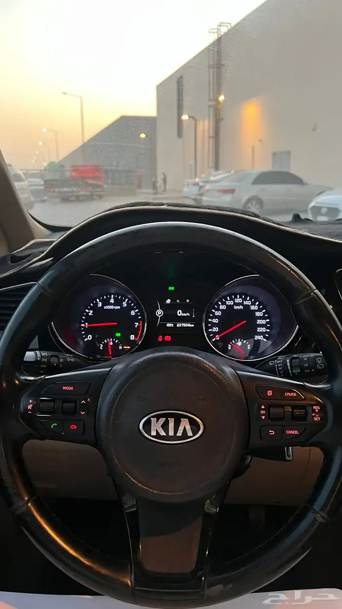 كيا كرنفال 2016 16