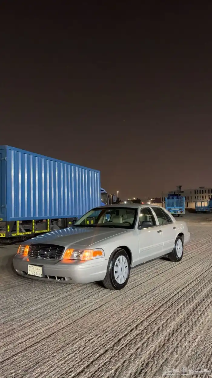 فورد فكتوريا2010 2