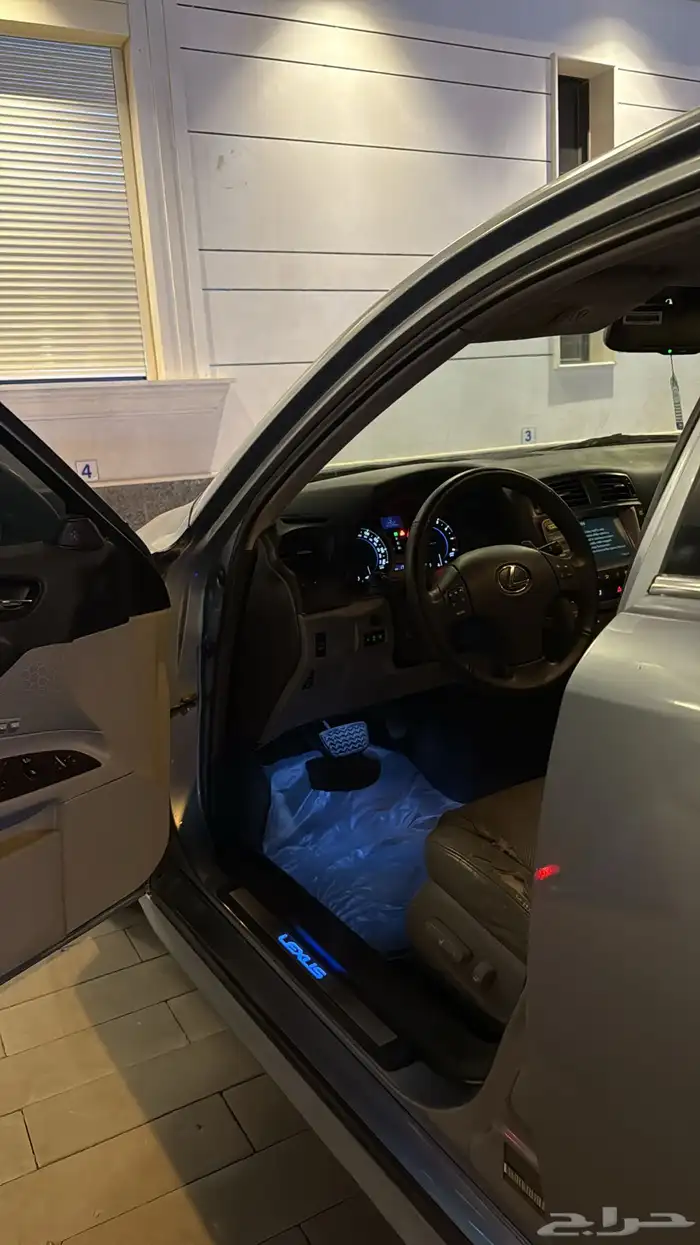 لكزس is 350 16