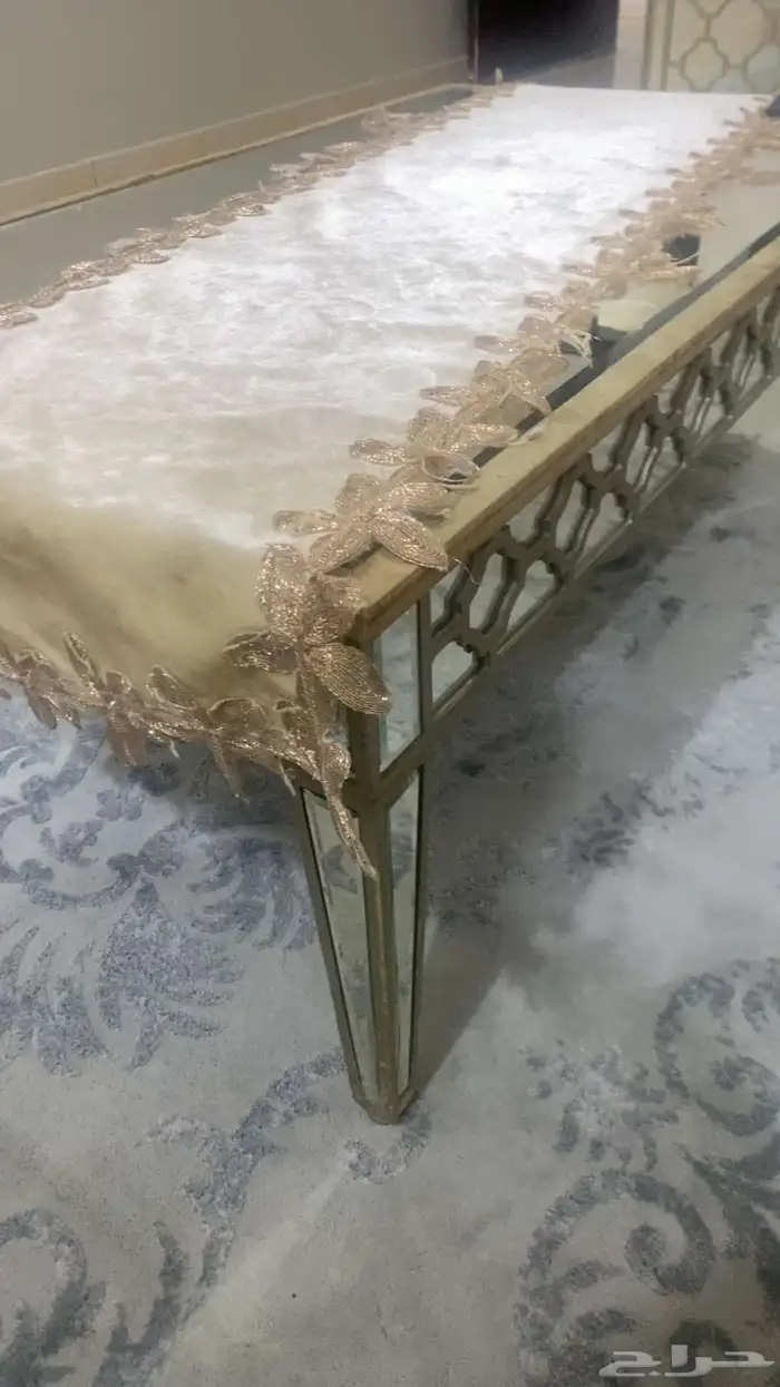 كنب ثلاث قطع 7اشخاص 0