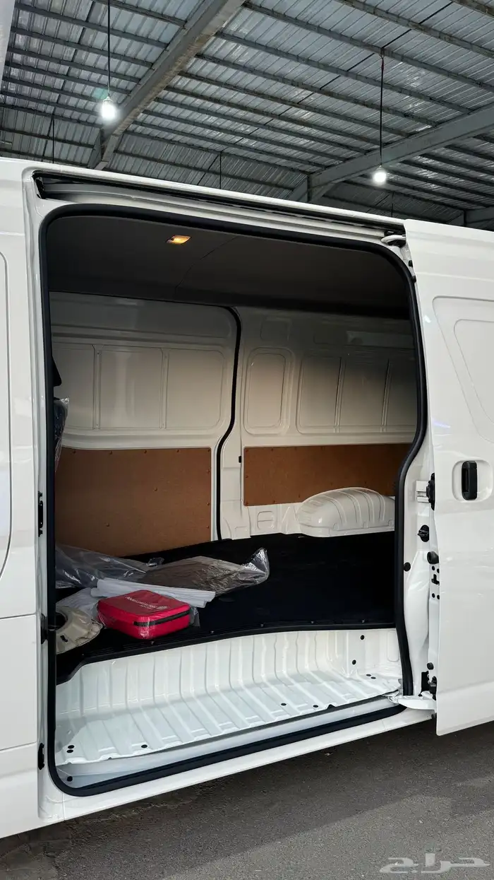 تويوتا هايس 2026 بضاعه ديزل سقف عالي قير عايدي سعودي اقل سعر 4