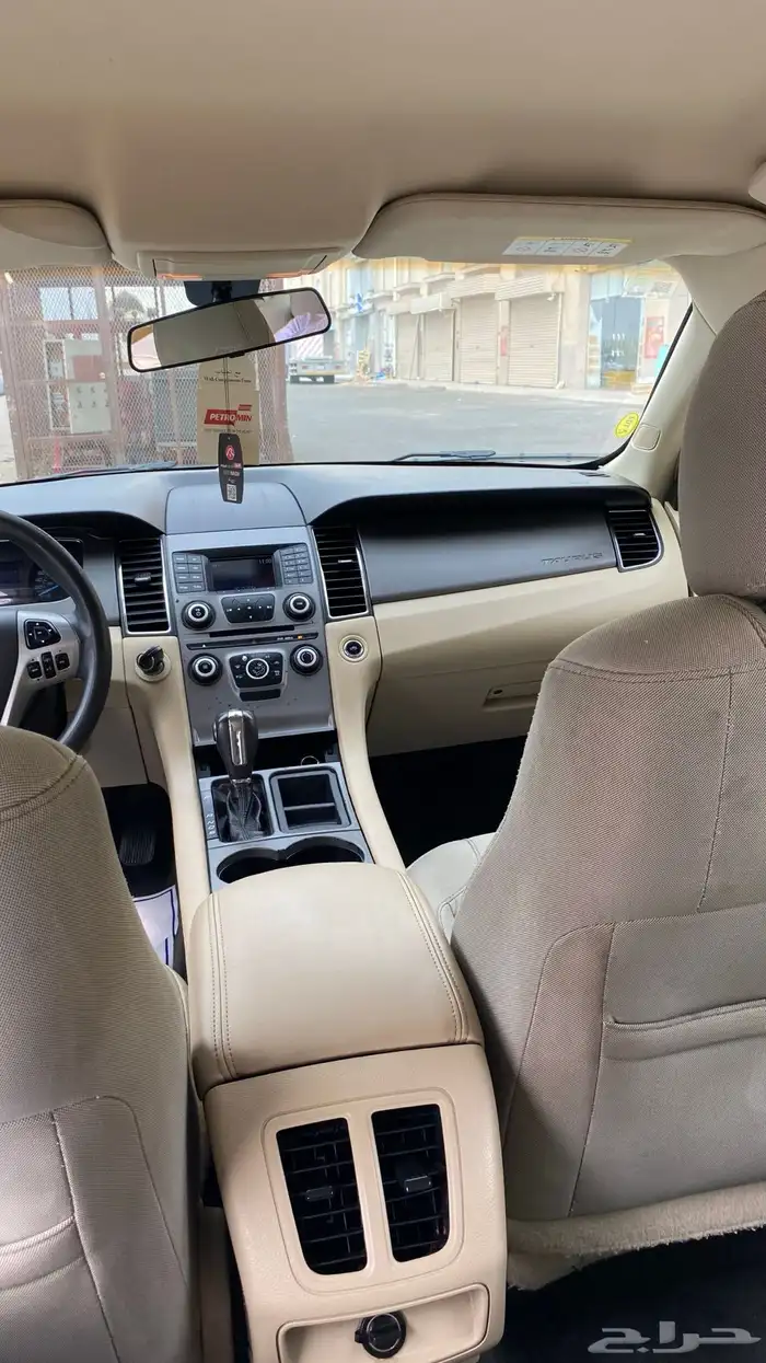 فورد تورس موديل 2014 للبيع 10