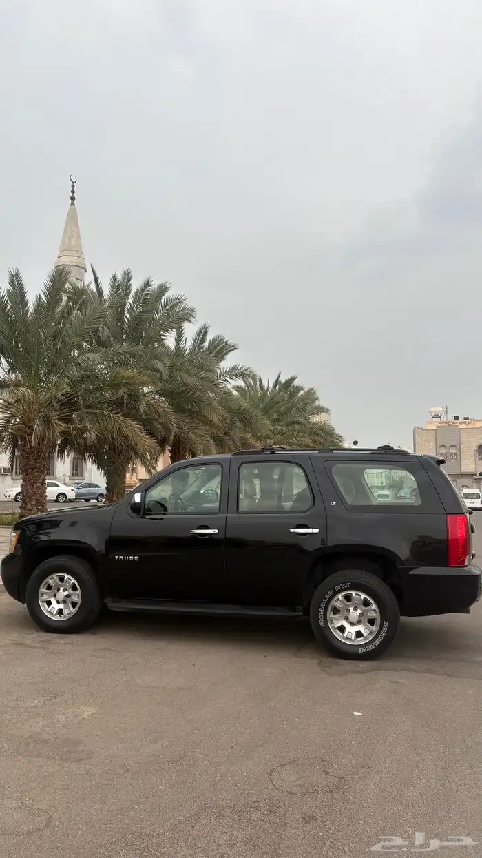 شيفرولية تاهو 2012 LT دبل اسود 2