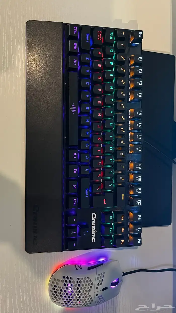 طقم كمبيوتر كامل ونظيف 5