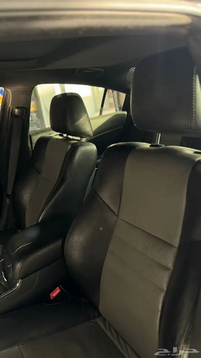 تشارجر نظيف للبيع او البدل 2