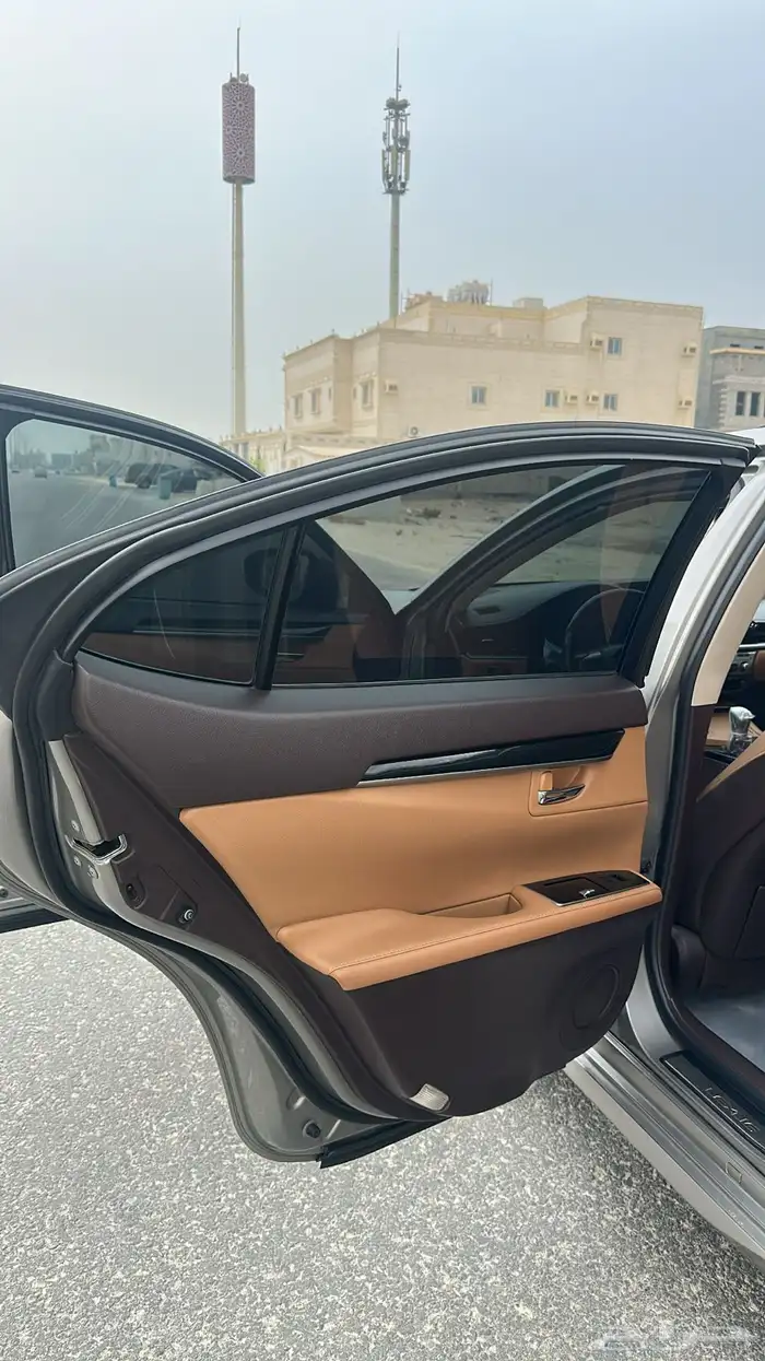لكزس 2017 ES350 54
