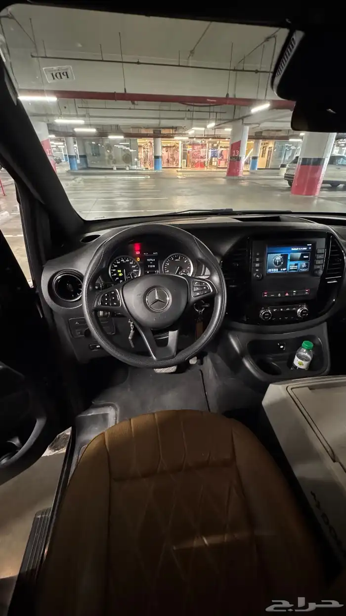 مرسيدس V class 2023 9