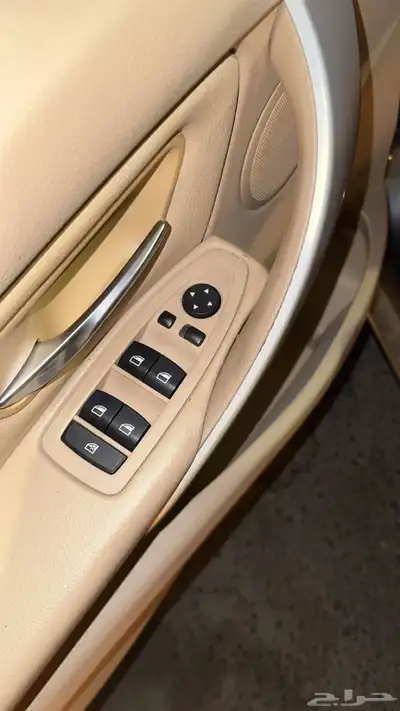 بي إم دبليو 320 index