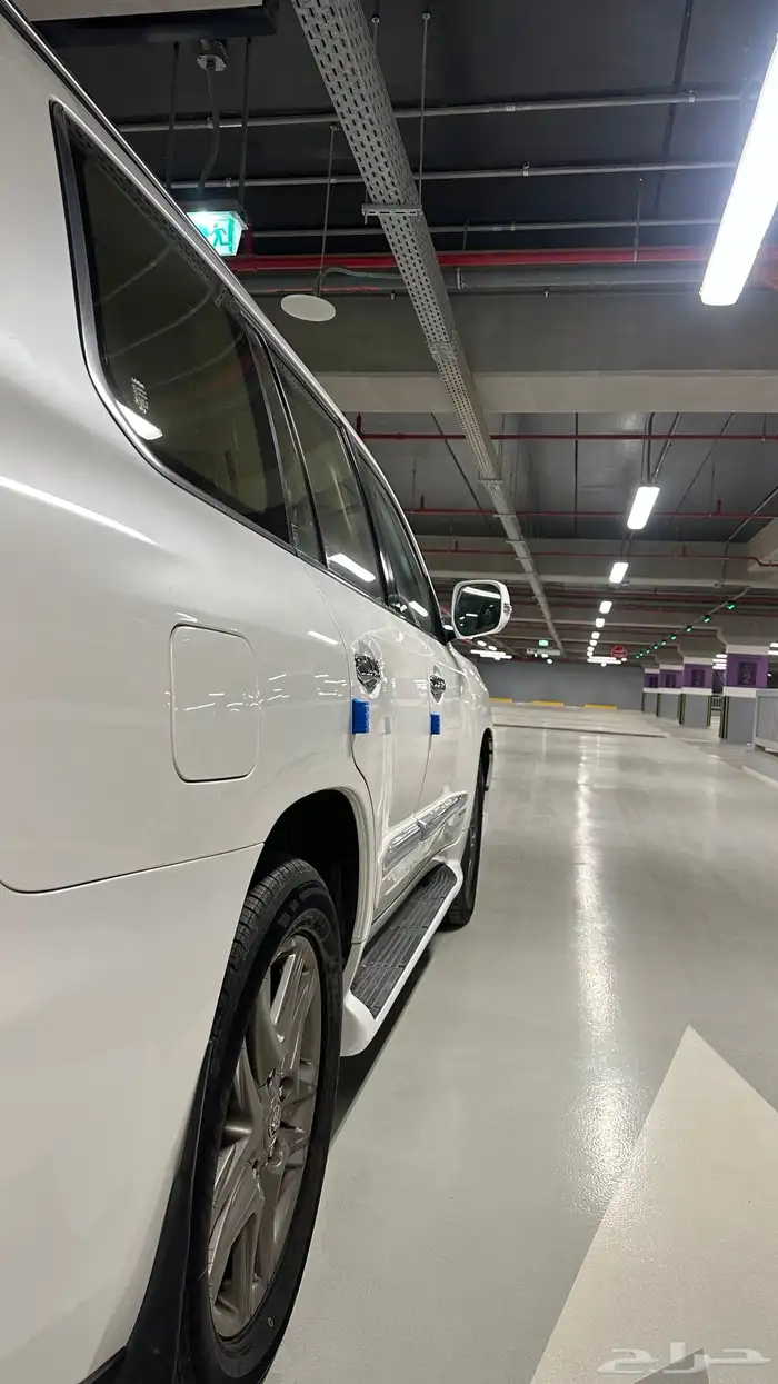 للبيع جيب لكزس فل كامل بريمي 2014 8